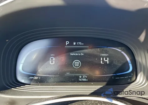 2025 Hyundai Venue Sel from USA, damaged, VIN KMHRC8A3XSU370398